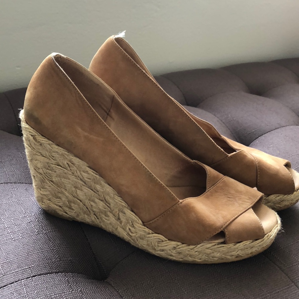 KORS Michael Kors WEDGE - Size 6